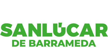 Logotipo de sanlucar ciudad amable en blanco y verde